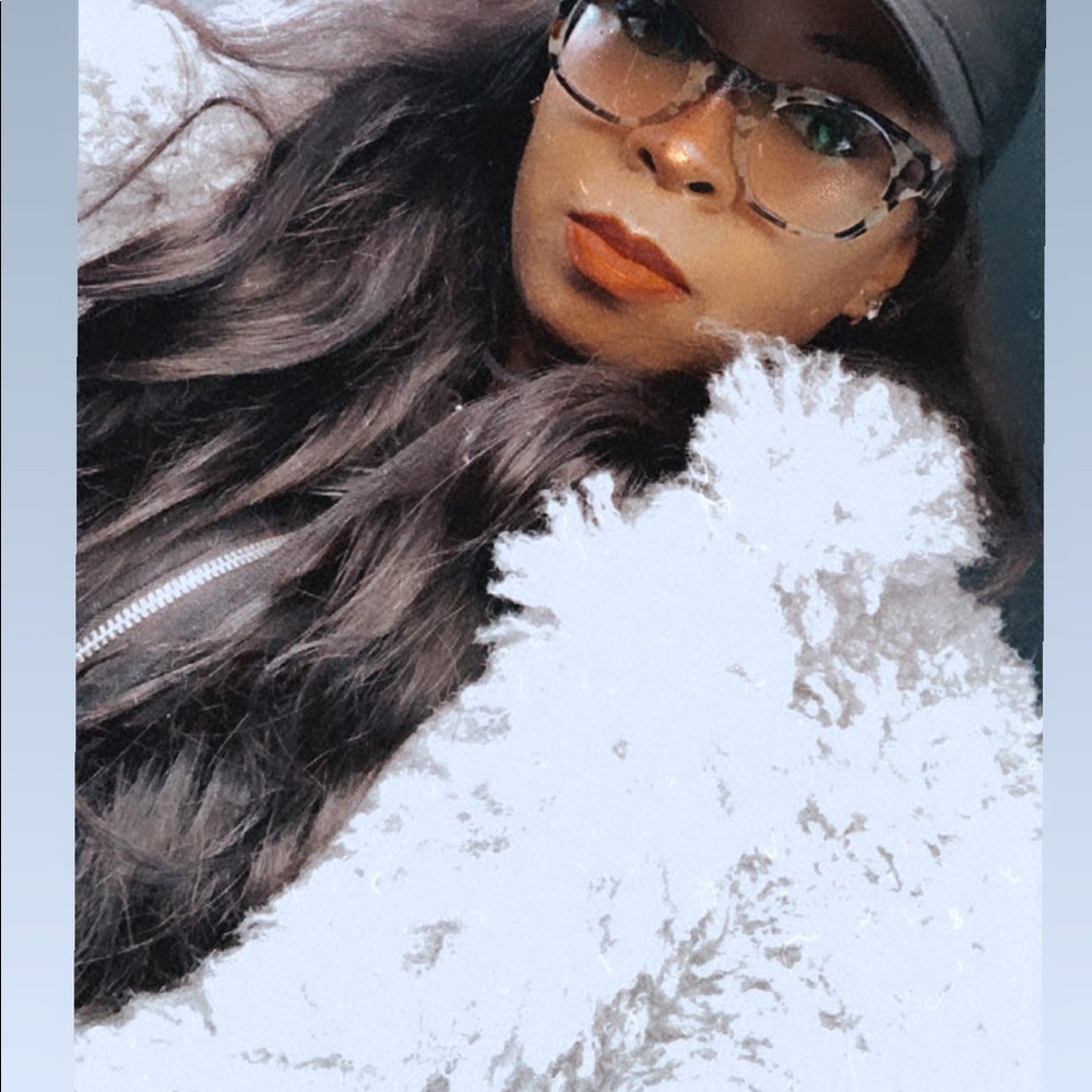 Meet your Posher, Bivens